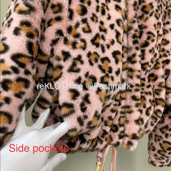 Victoria’s Secret x PINK Cropped Pink Leopard Faux Jacket KNOW ONE CARES - NWT - Picture 5 of 9